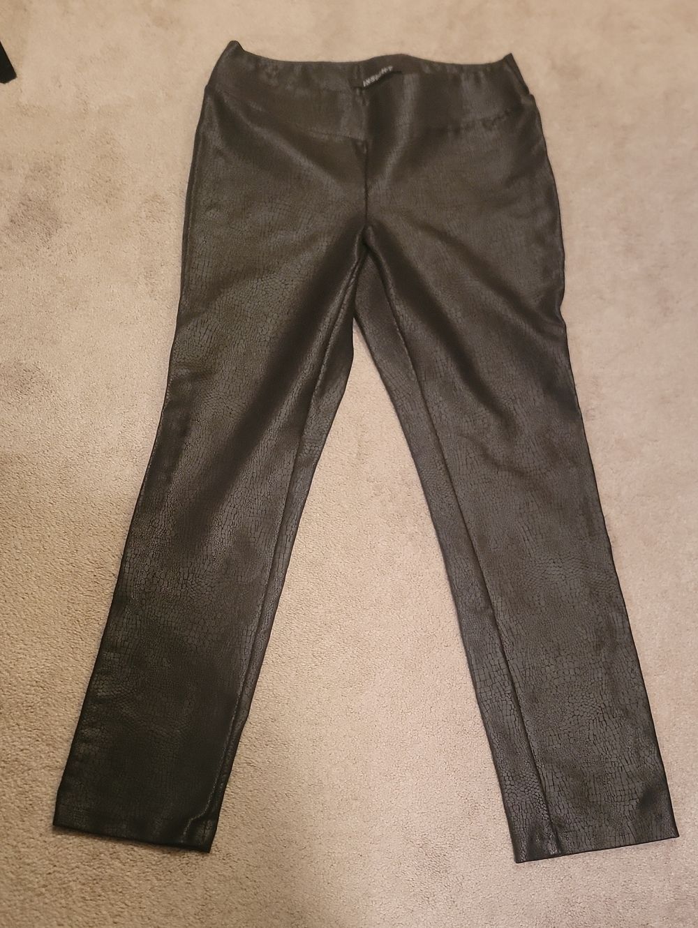 Insight Black Faux Leather High-Waist Pants Snakeskin Embossed Sz 8